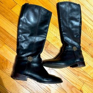 ✈️Tory Burch Leather Winter tall zip riding leather strap detail equestrian